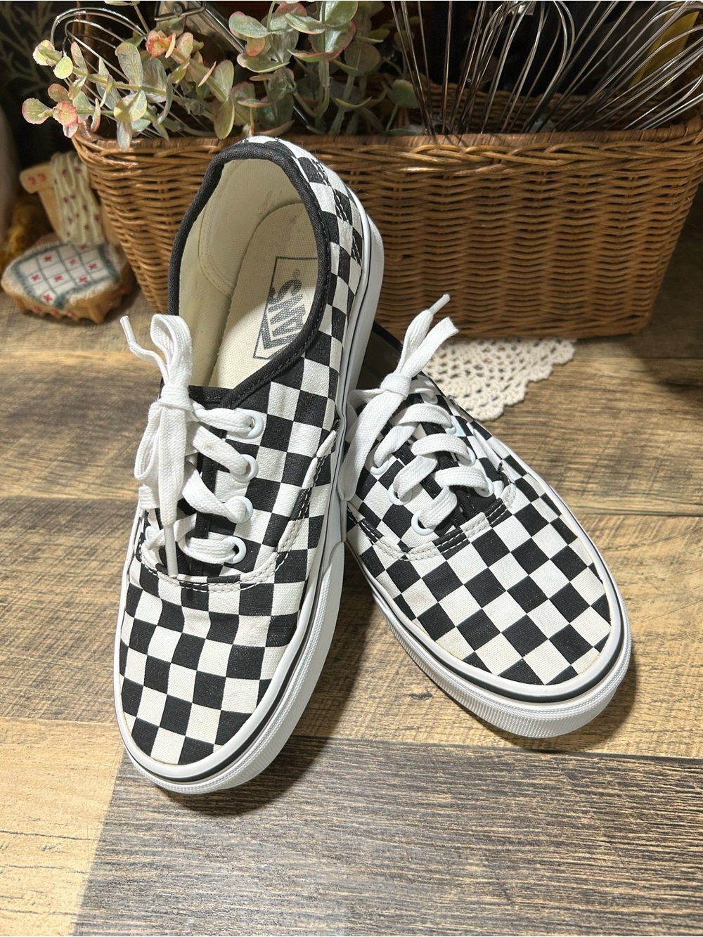 Vans Authentic Checkerboard Black White Sneakers Women’s 7.5 Men’s 6